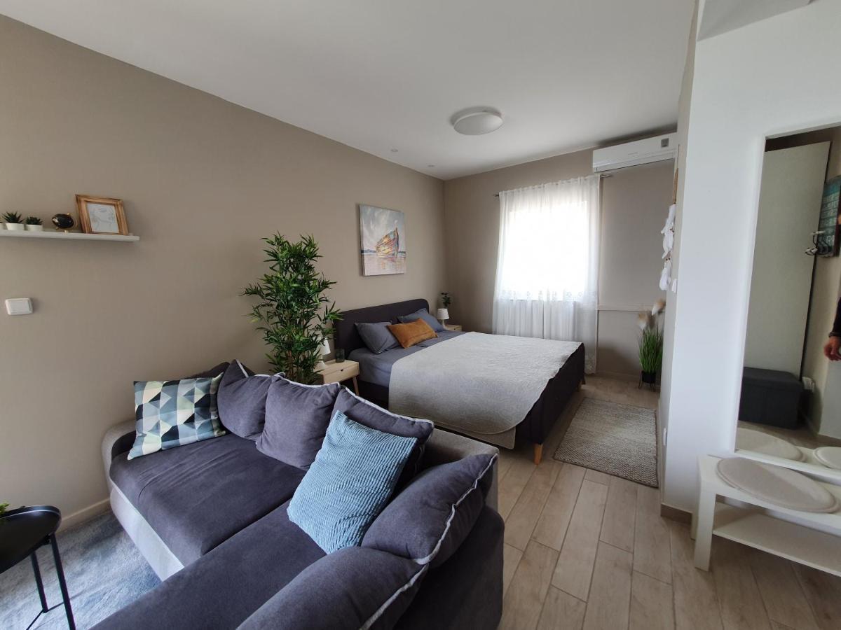 Apartment Danijela Novalja Eksteriør billede